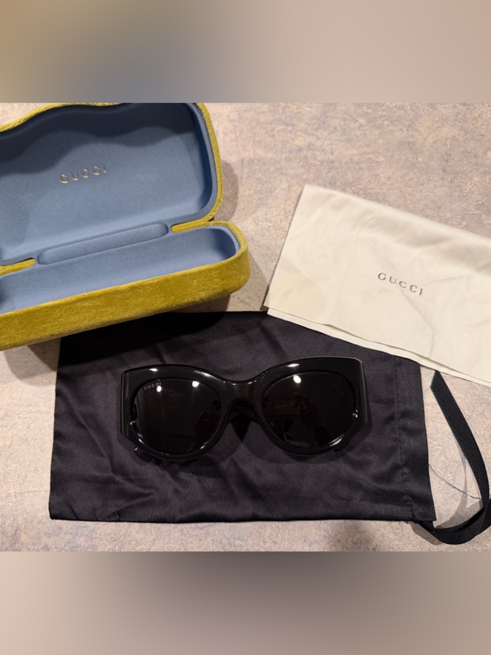 Like New Gucci Black Marmont Sunglasses